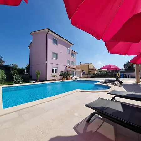 Apartment Villa Ana